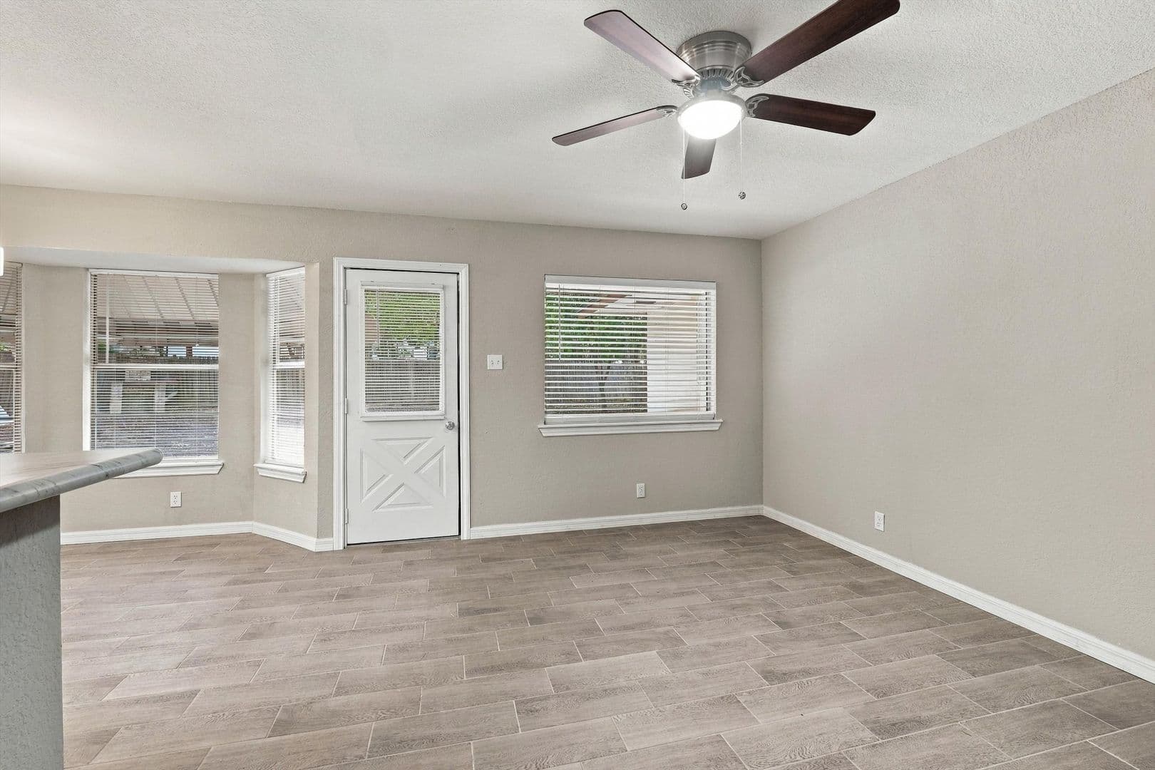 San Antonio House: 7123 Tealeaf St.