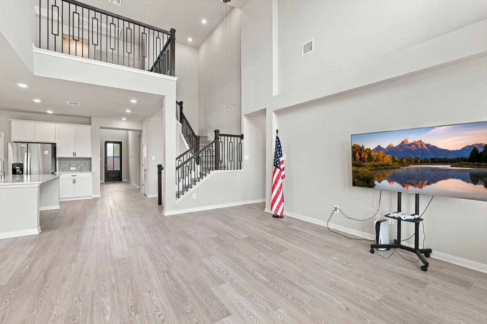 San Antonio House: 943 Earp Blvd