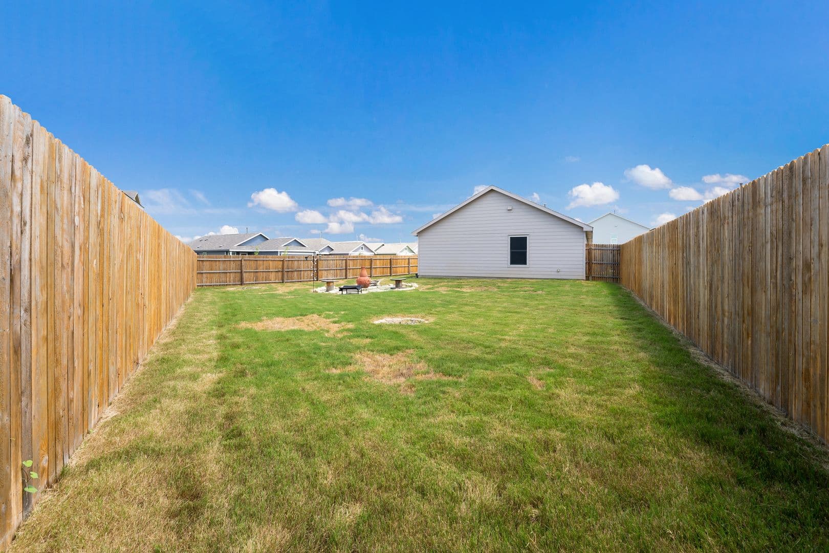San Antonio House: 6402 Magee Run