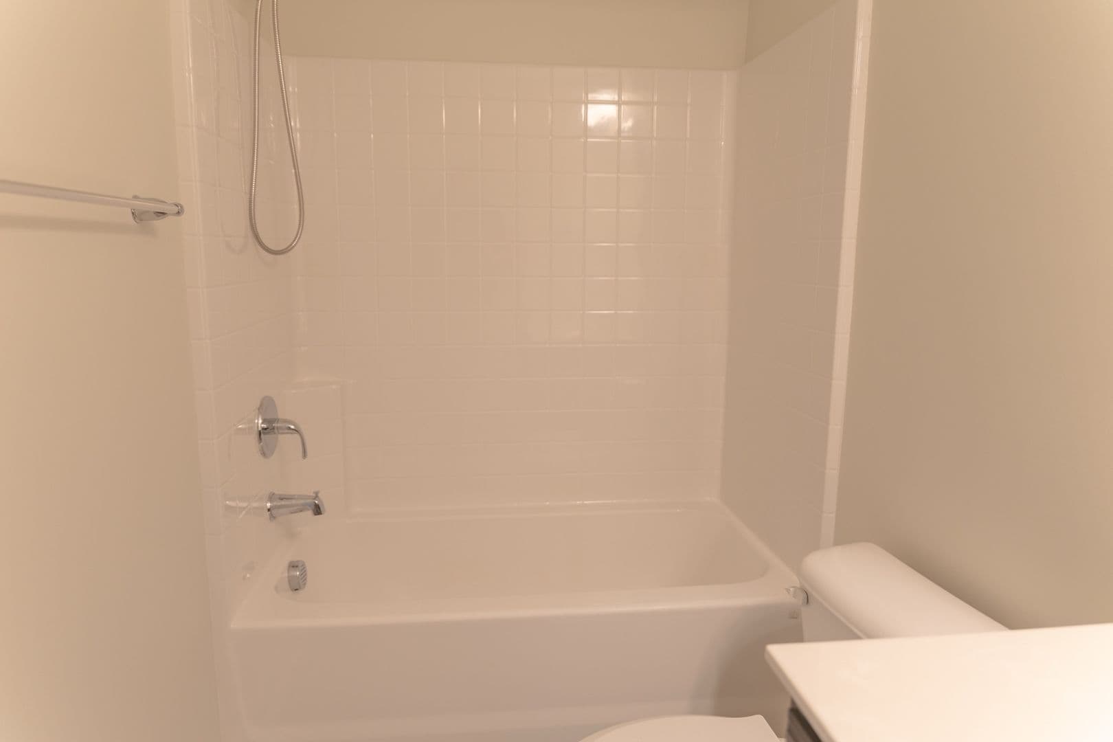 Taylors Townhome: 116 Bluet Lane