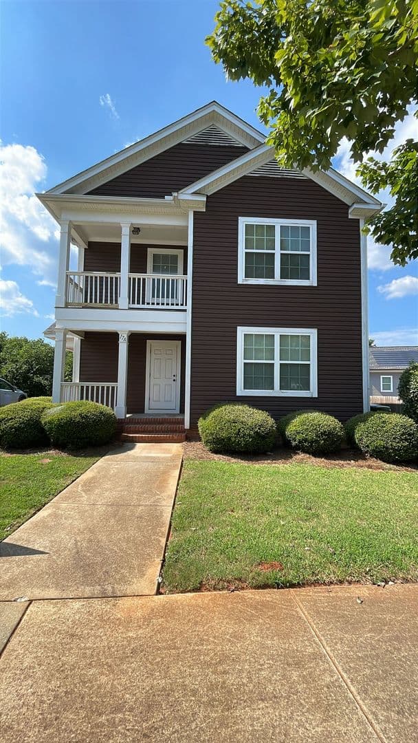 Greenville Apartment: Kingsview St