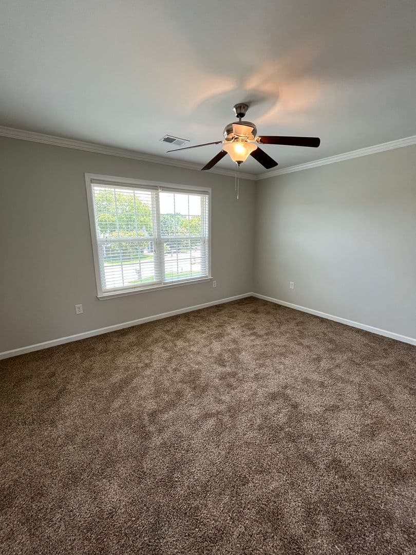 Greenville House: 311 Glenlea Lane