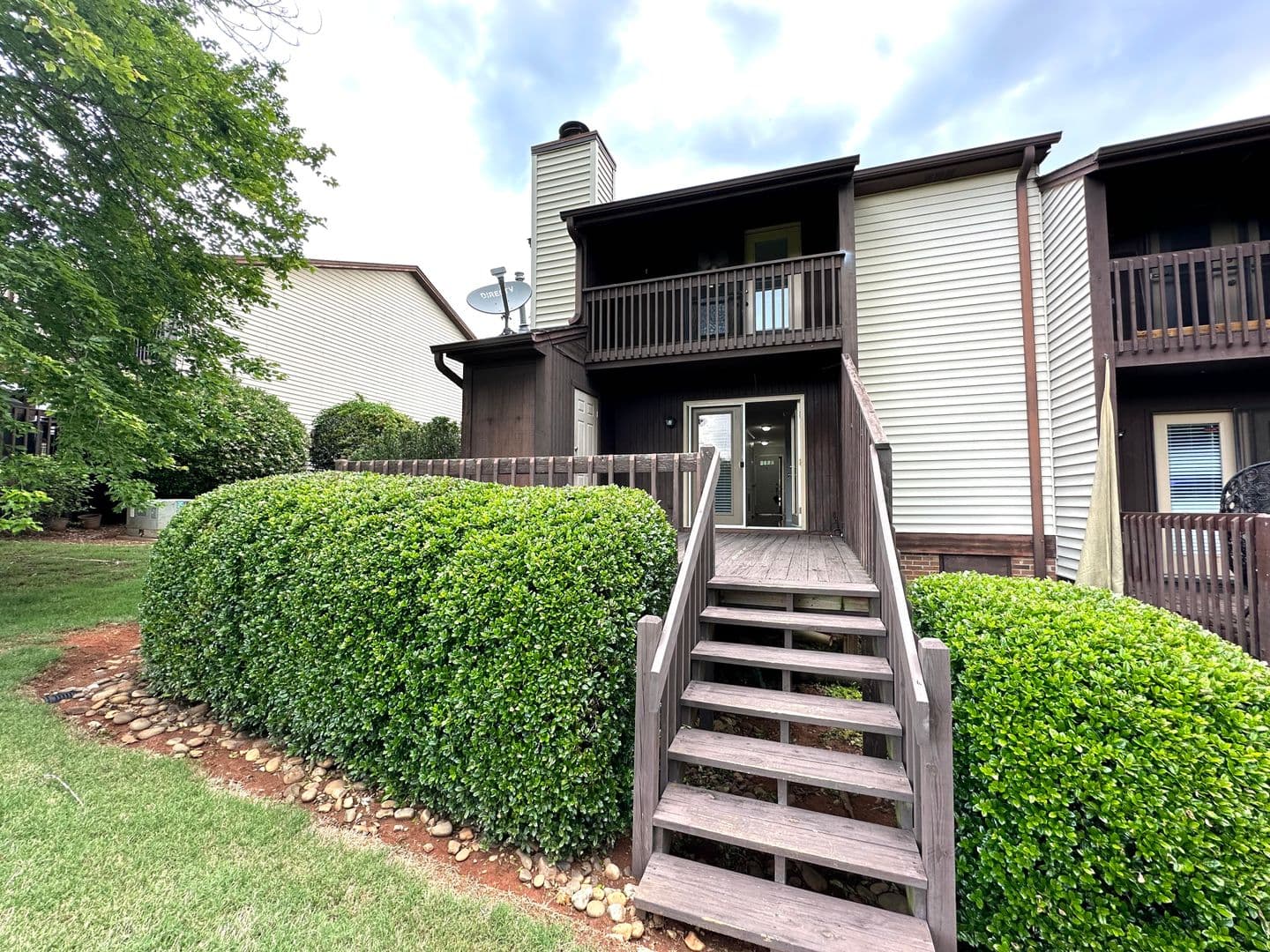 Simpsonville House: 3210 Bethel Road