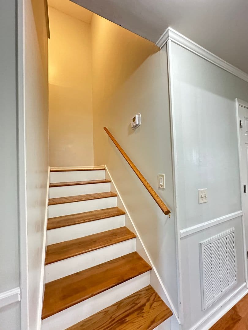 Simpsonville House: 3210 Bethel Road