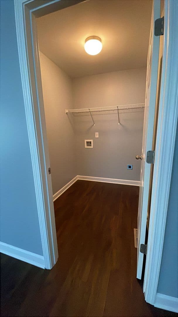 Greenville Apartment: Kingsview St
