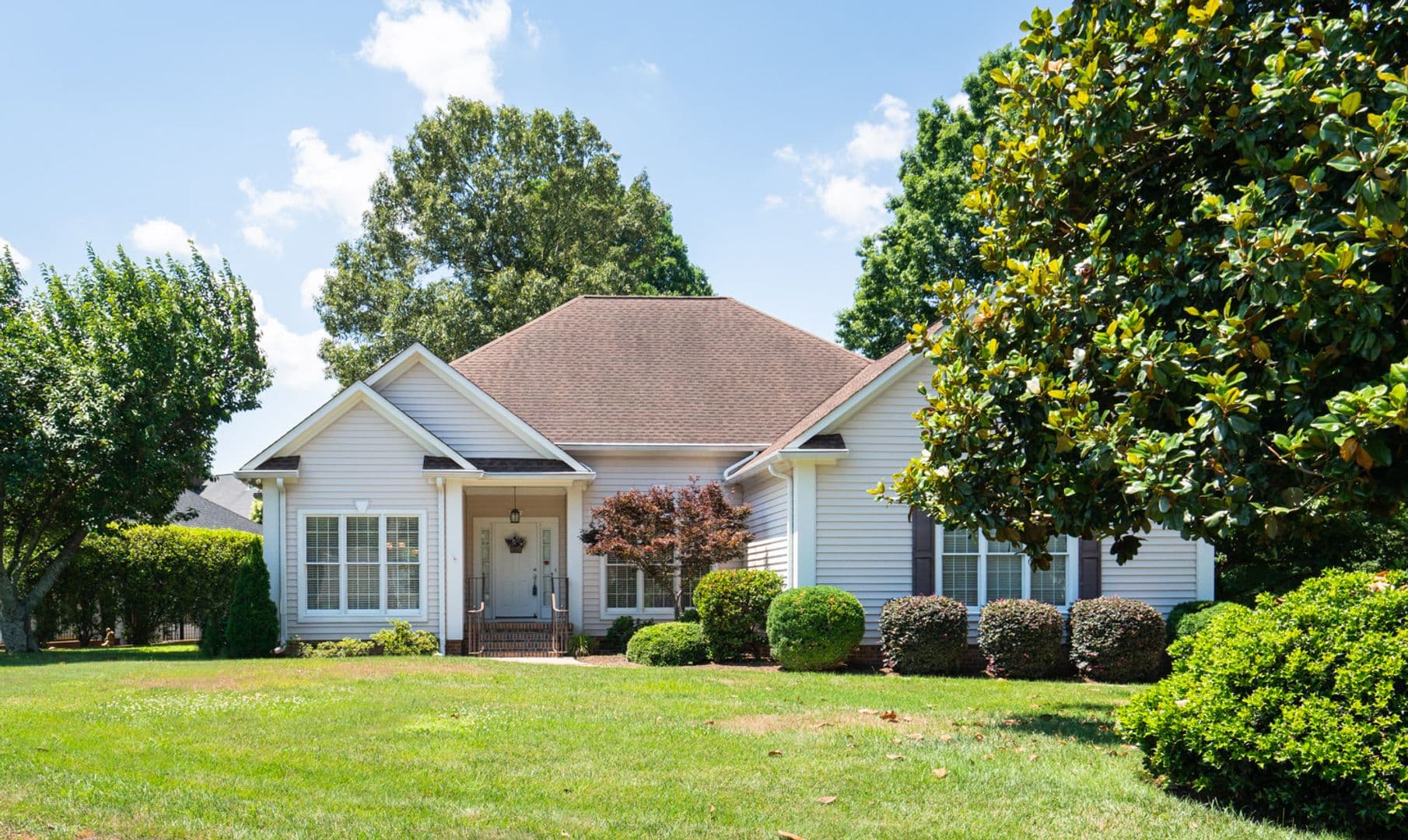 Greenville House: 201 West Hypericum Lane
