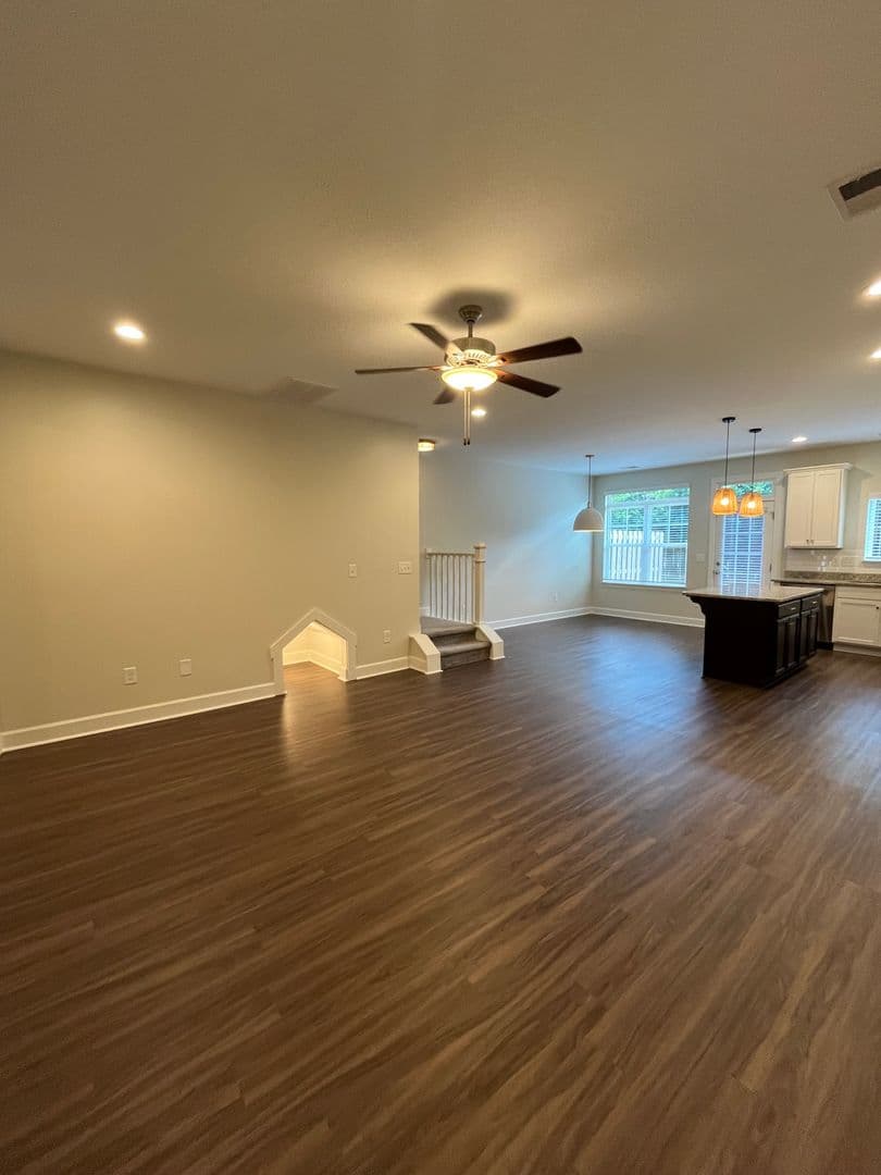 Taylors Townhome: 116 Bluet Lane