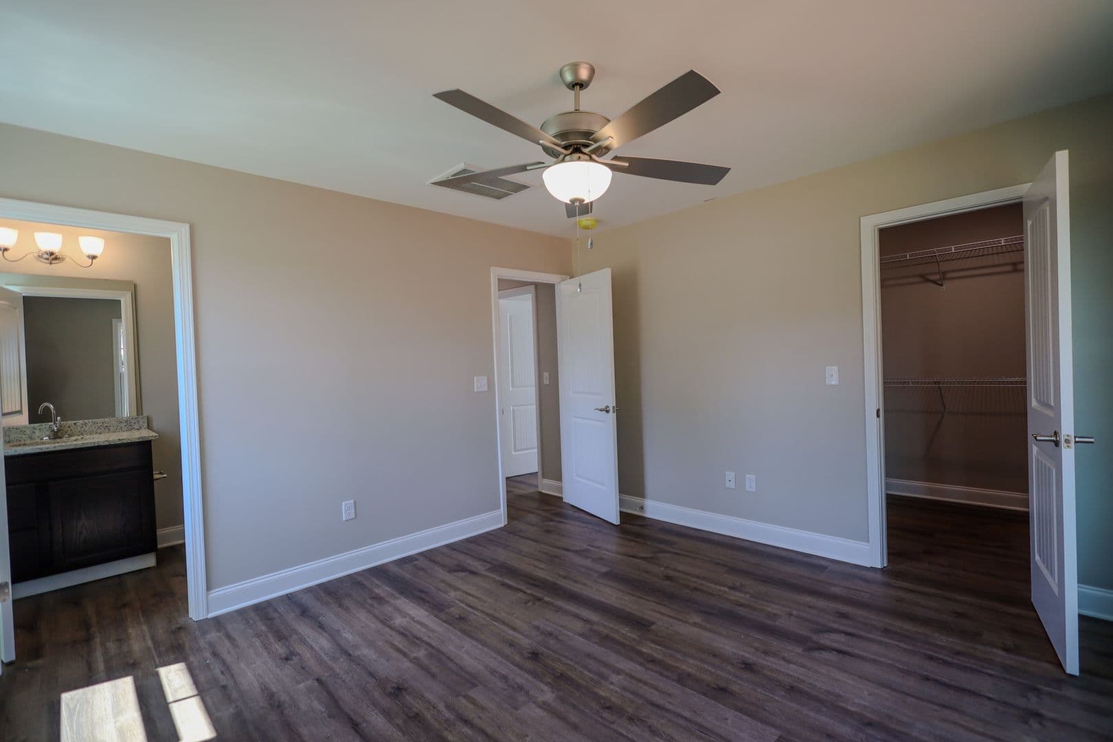 Greenville Apartment: 8699 White Horse Road