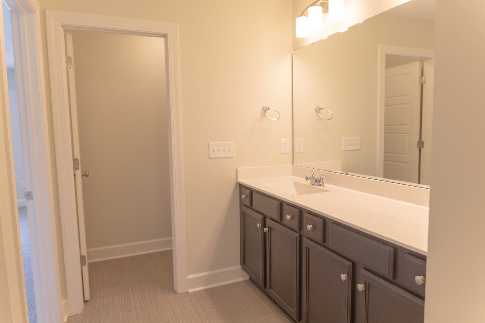 Taylors Townhome: 116 Bluet Lane