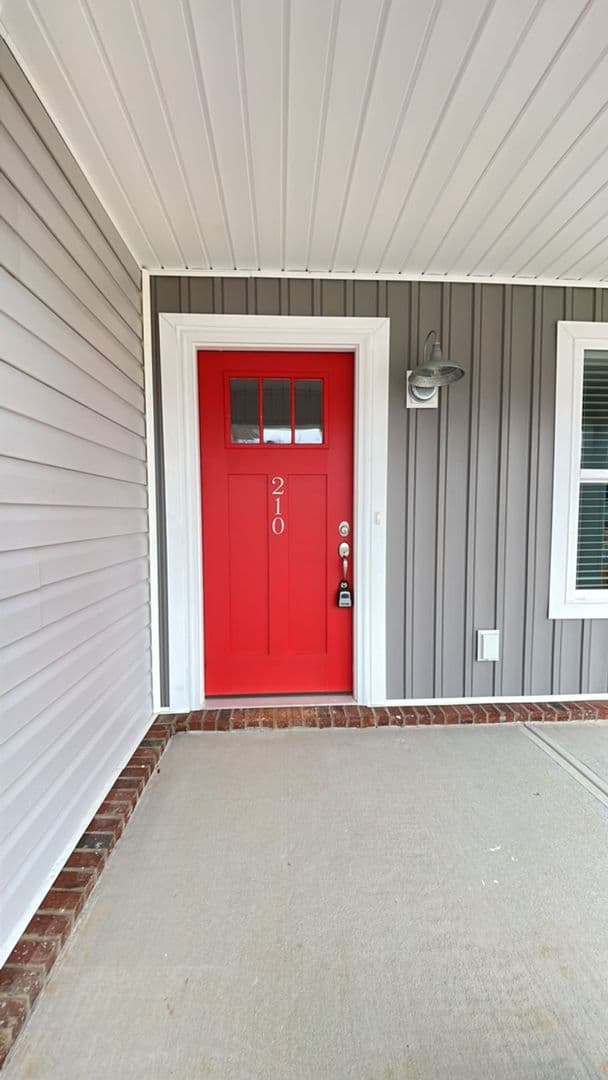 Greenville Apartment: 8699 White Horse Road