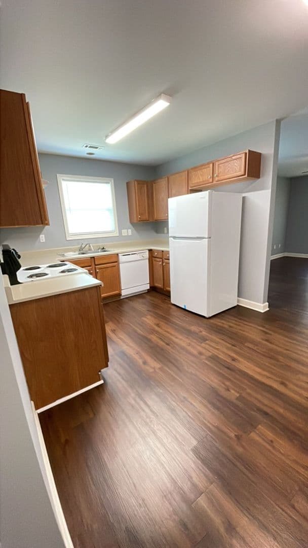 Greenville Apartment: West Greenville