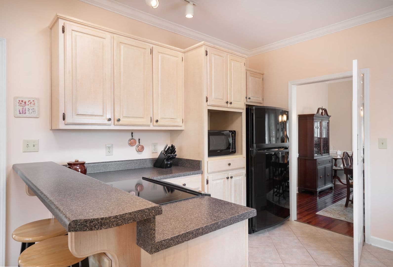 Greenville House: 201 West Hypericum Lane