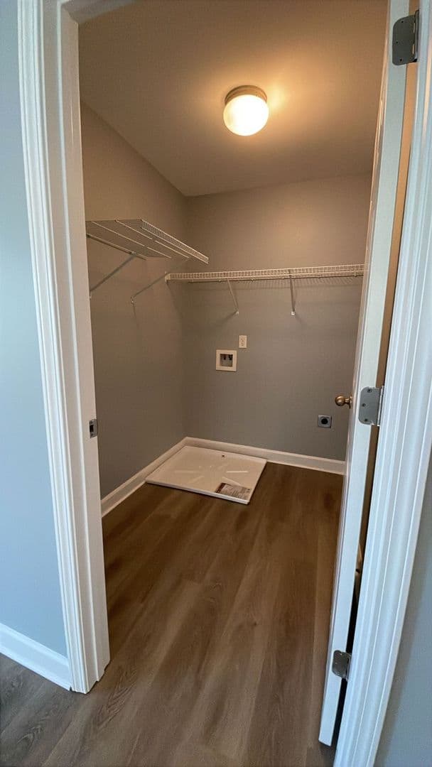 Greenville Apartment: Kingsview St