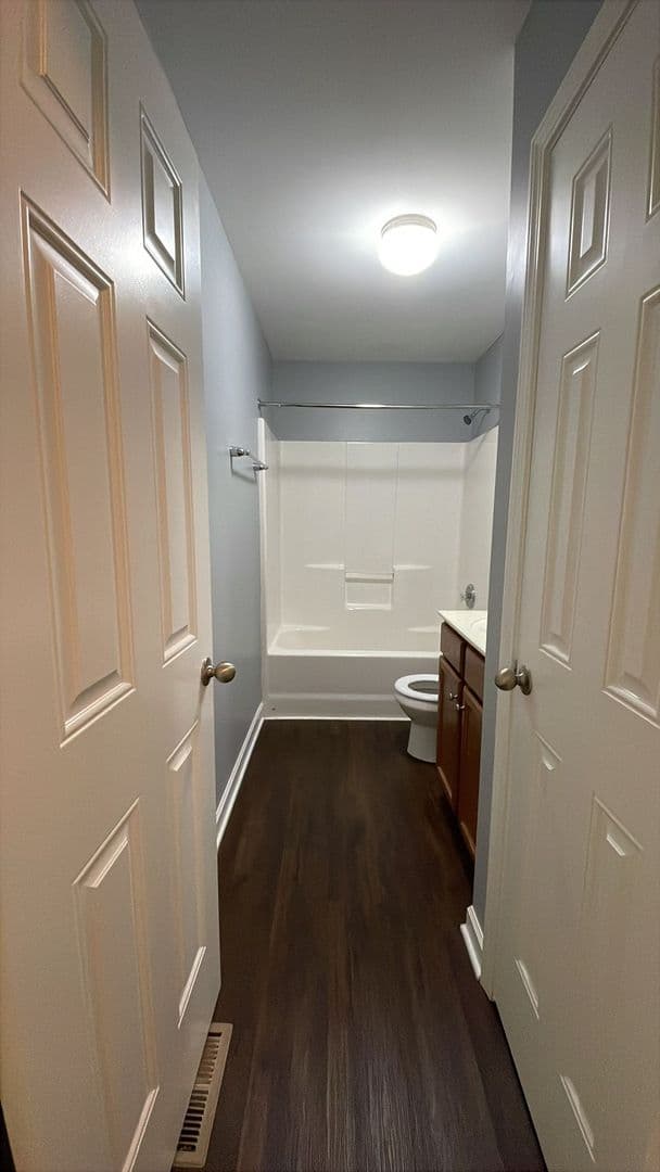 Greenville Apartment: Kingsview St