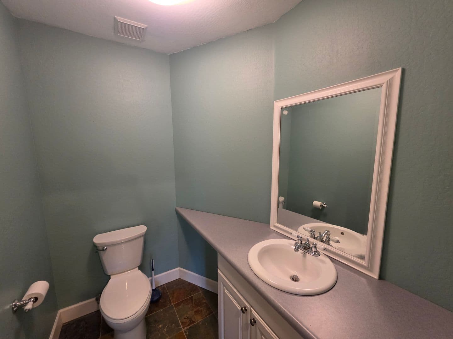 Flagstaff House: 2374 S Cliffview St