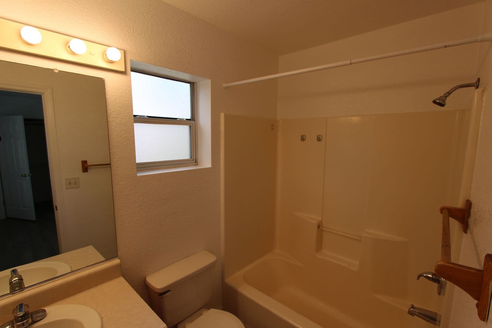 Flagstaff Apartment: 2115 N. West St.
