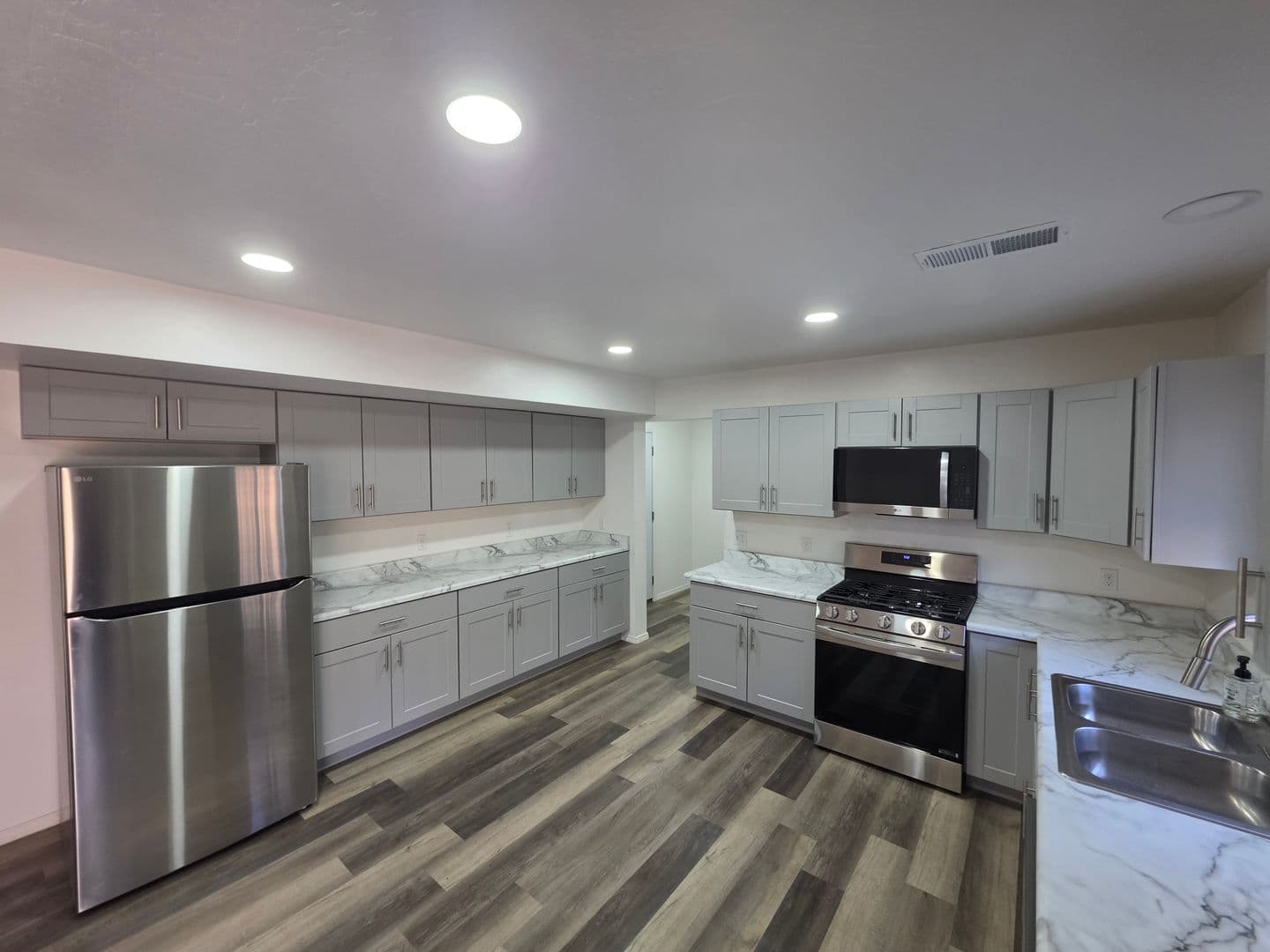 Flagstaff House: 1621 N. Center St. Unit #2