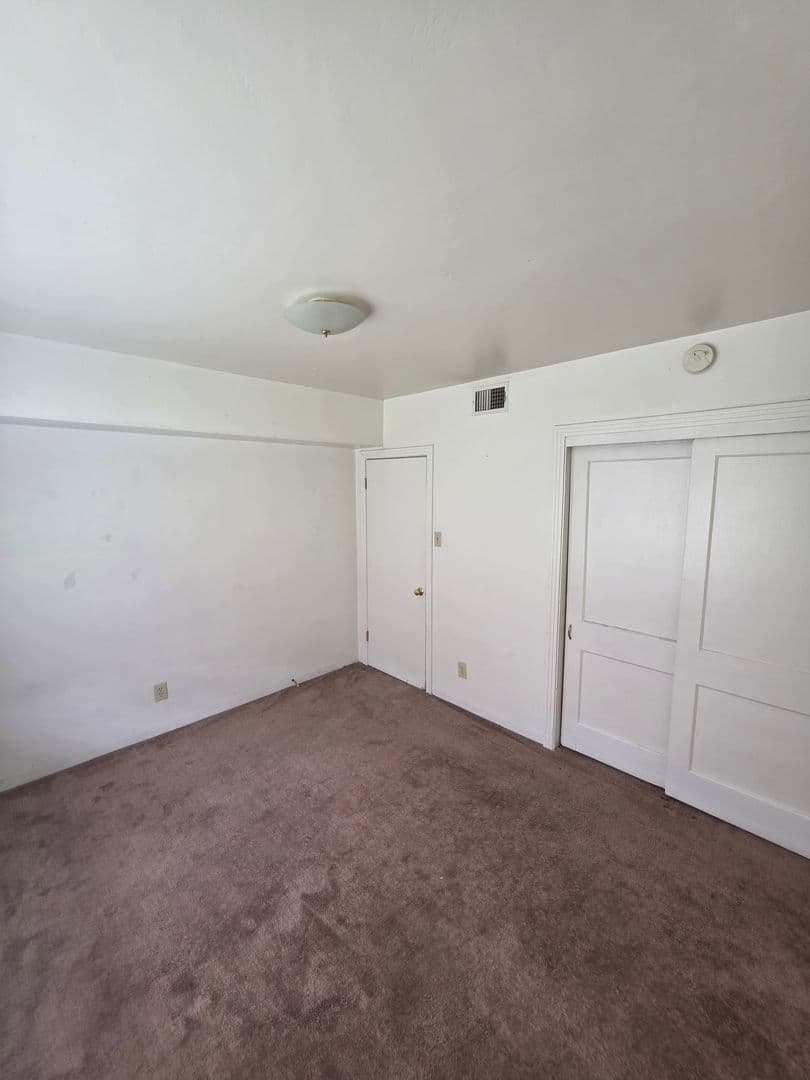 Flagstaff Apartment: 324 N San Francisco St