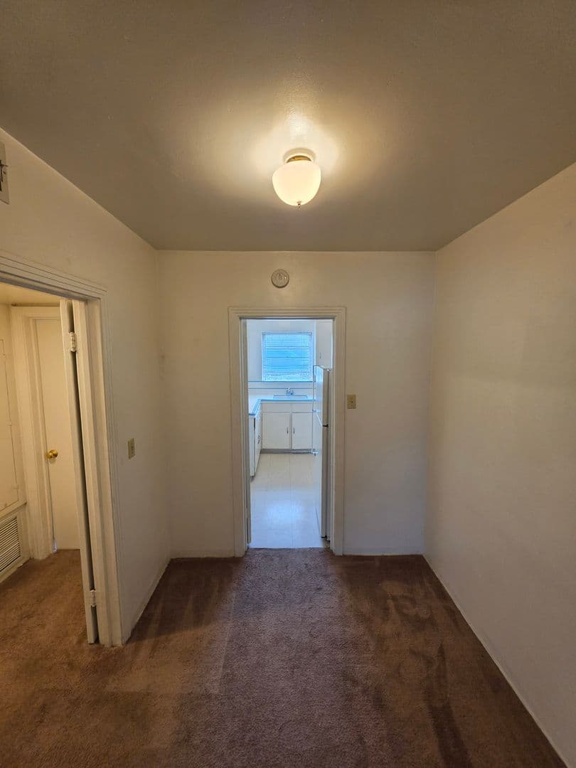 Flagstaff Apartment: 324 N San Francisco St