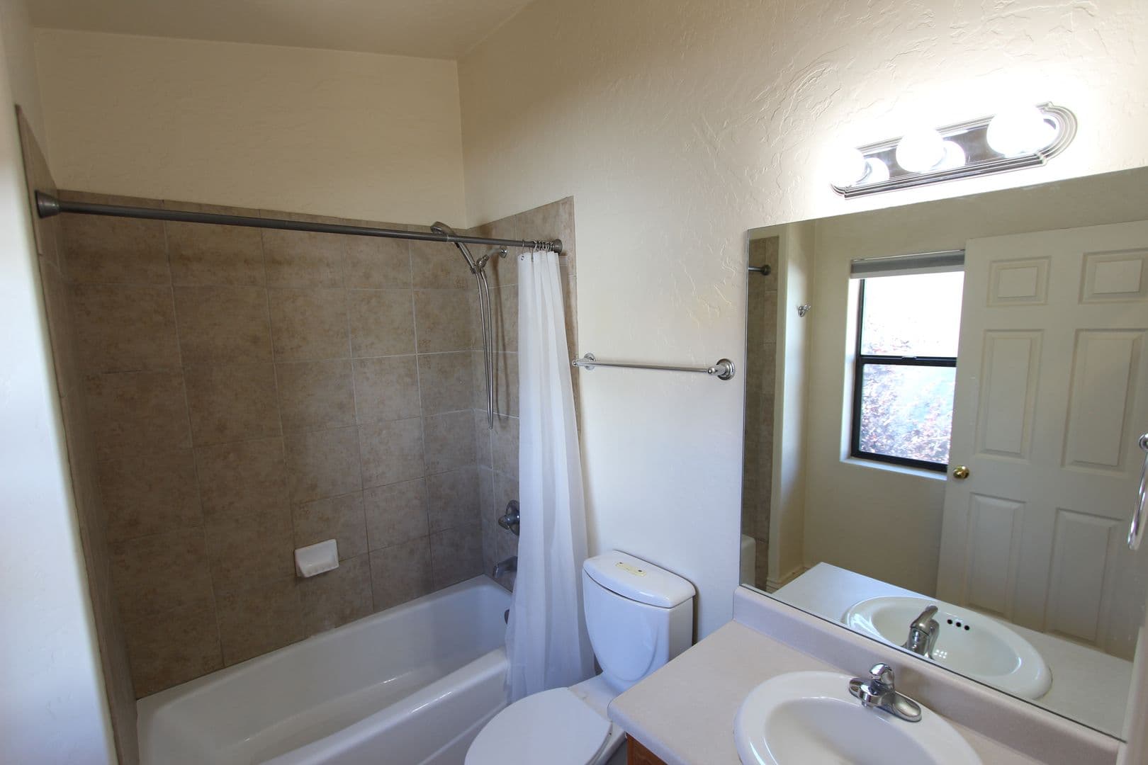 Flagstaff Townhome: 1478 E. Ivy Lane