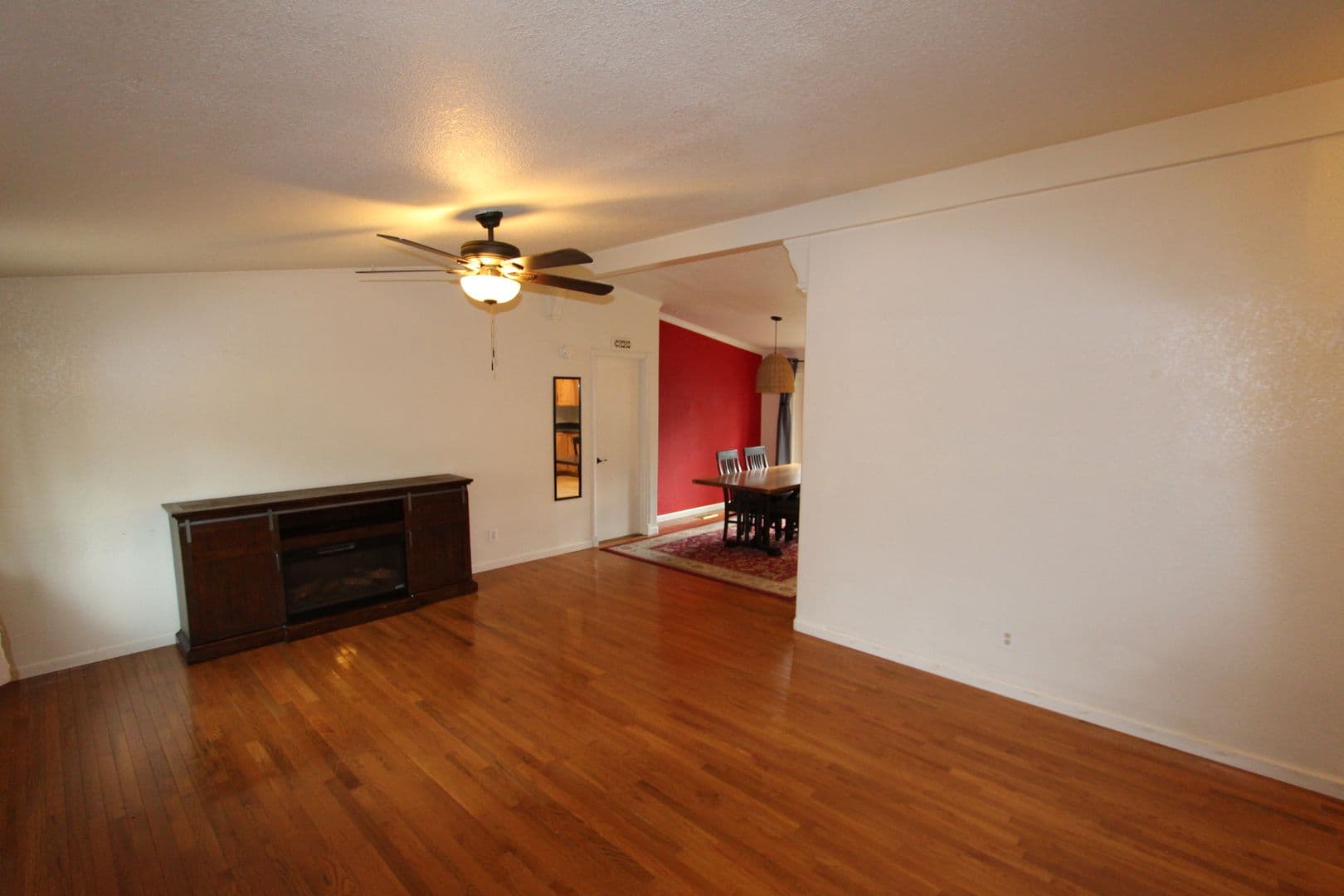 Flagstaff House: 95 E Camille Dr