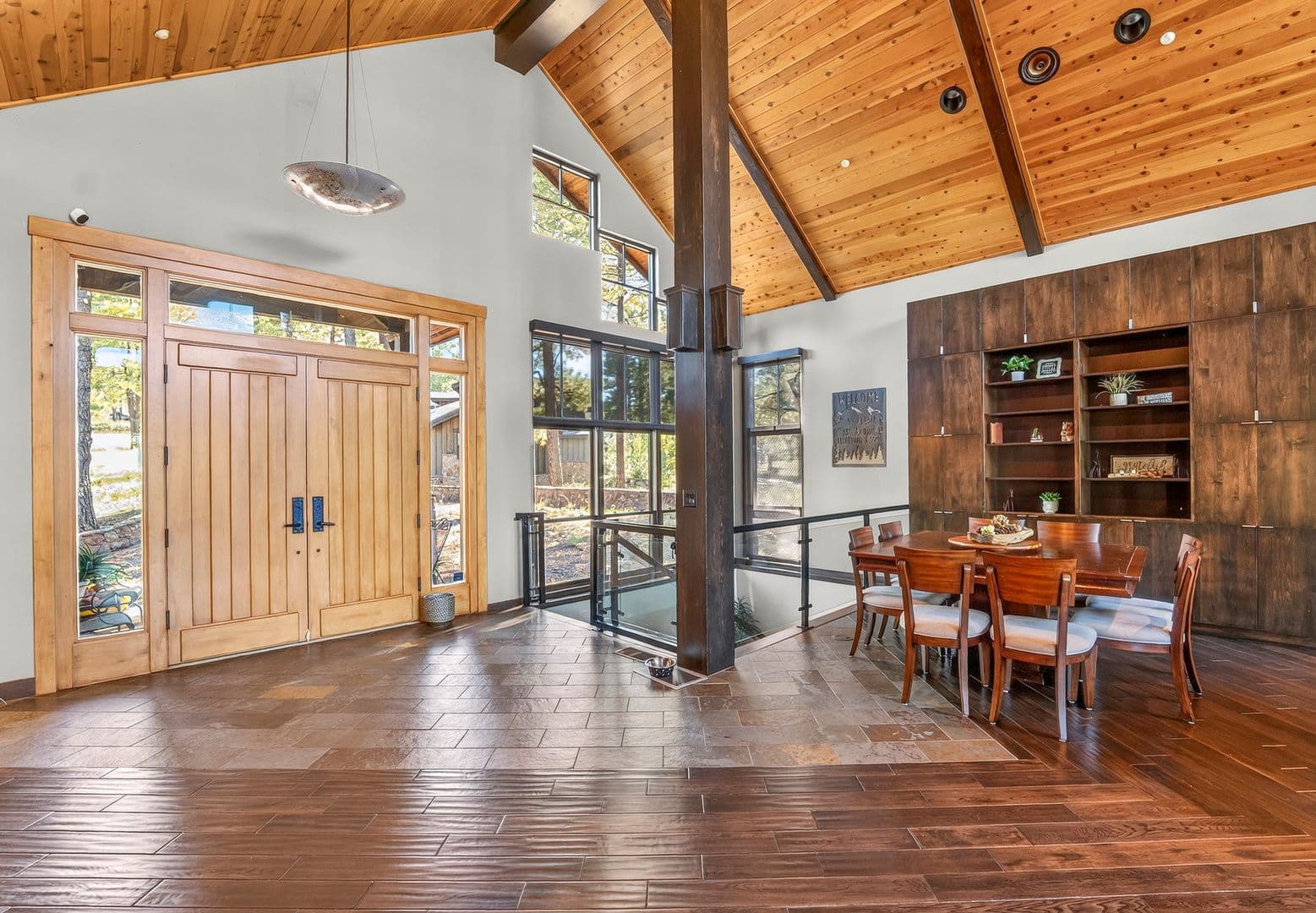 Flagstaff House: 1607 E Morgan Run Dr