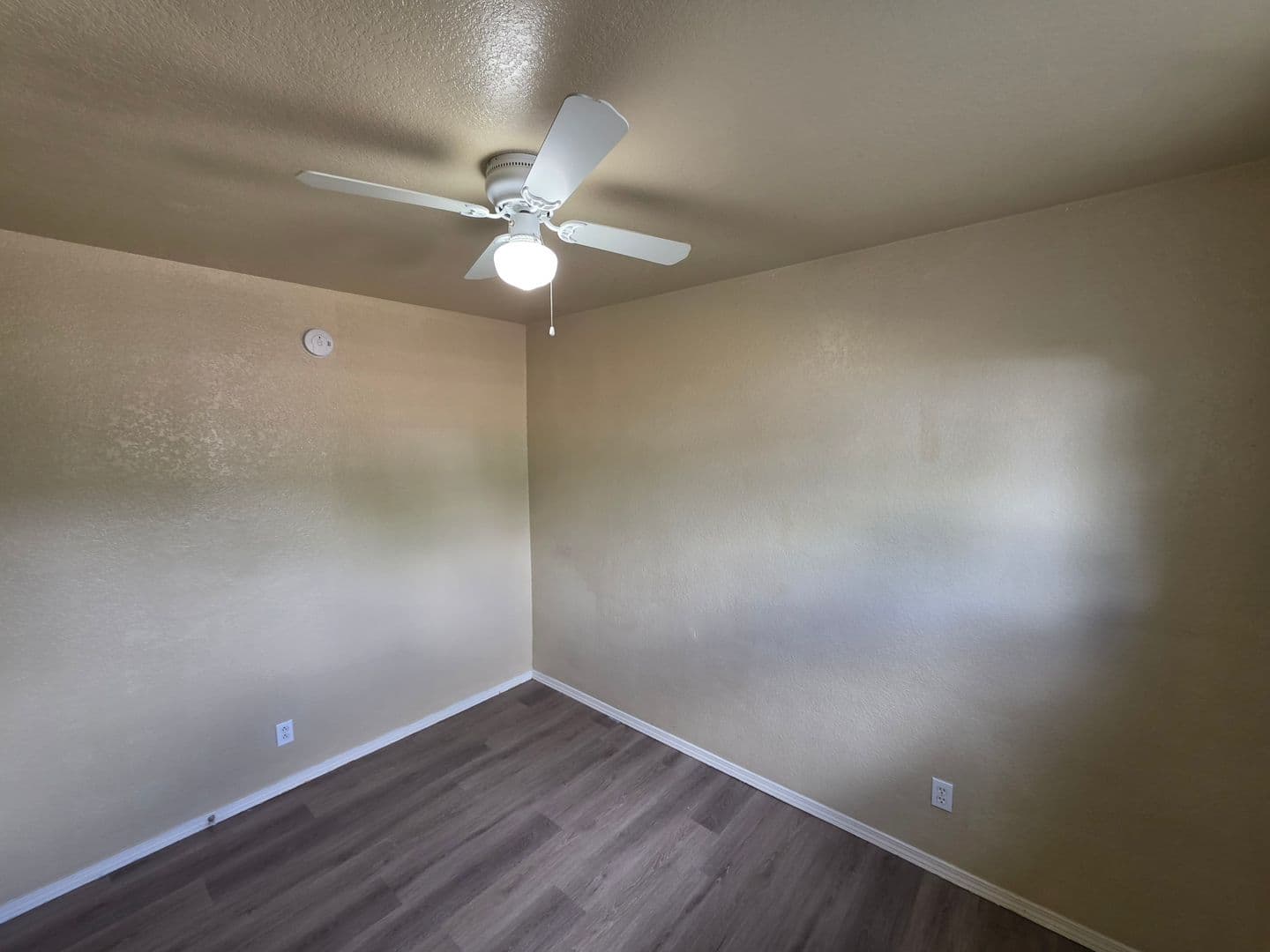 Flagstaff Apartment: 2112 N First St