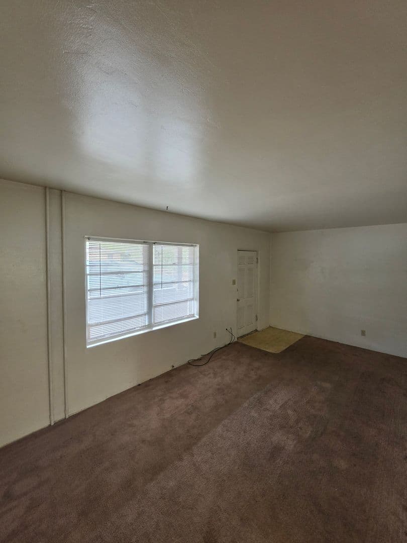 Flagstaff Apartment: 324 N San Francisco St