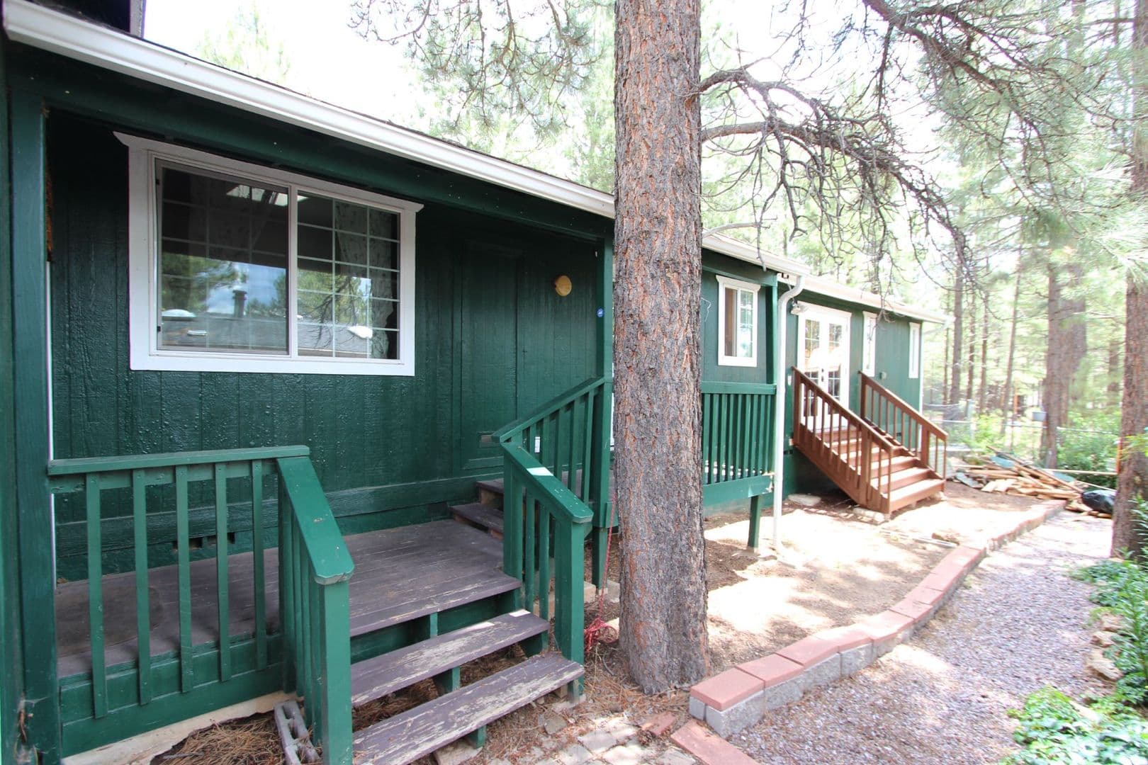 Flagstaff House: 95 E Camille Dr