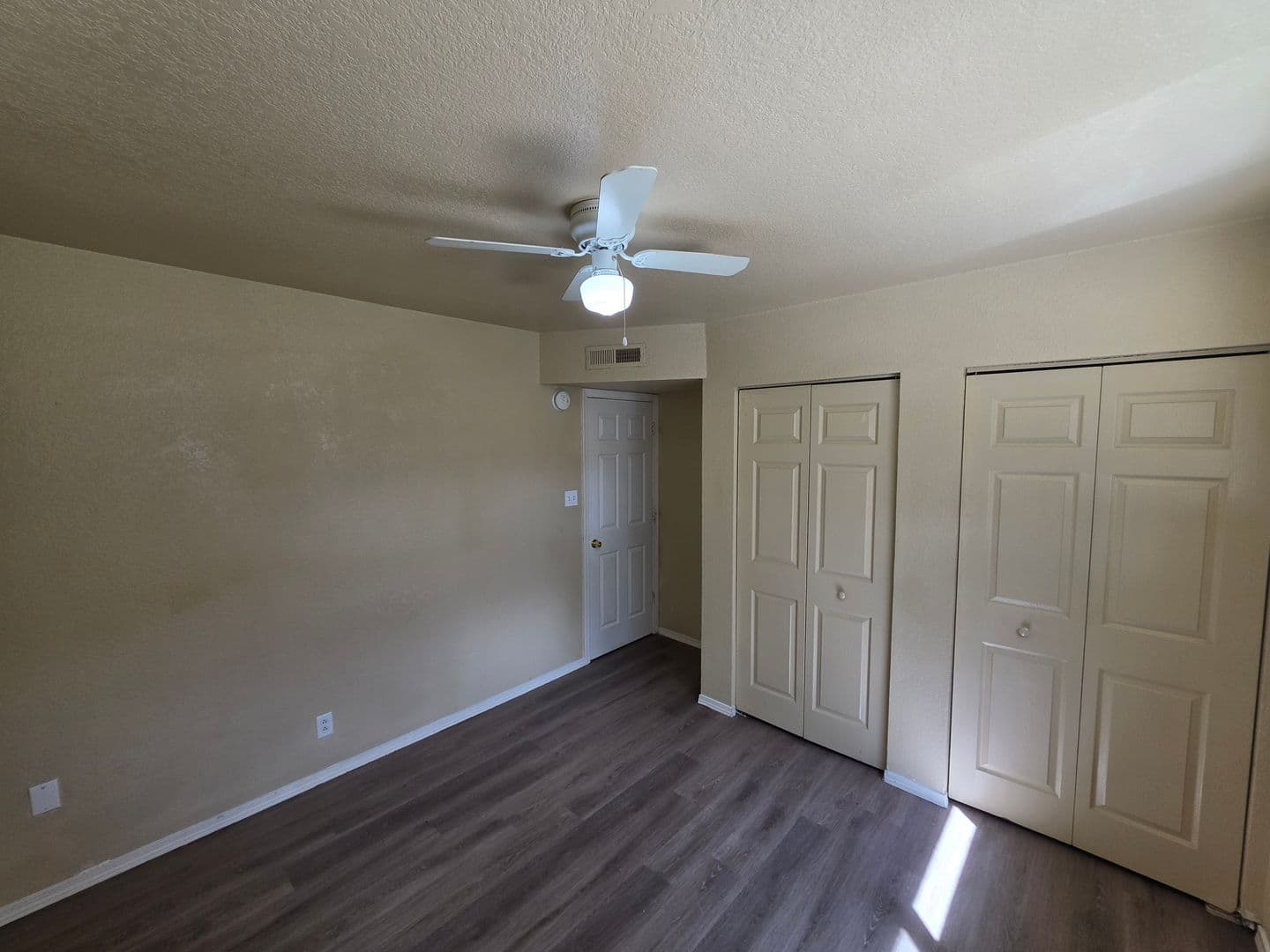 Flagstaff Apartment: 2112 N First St