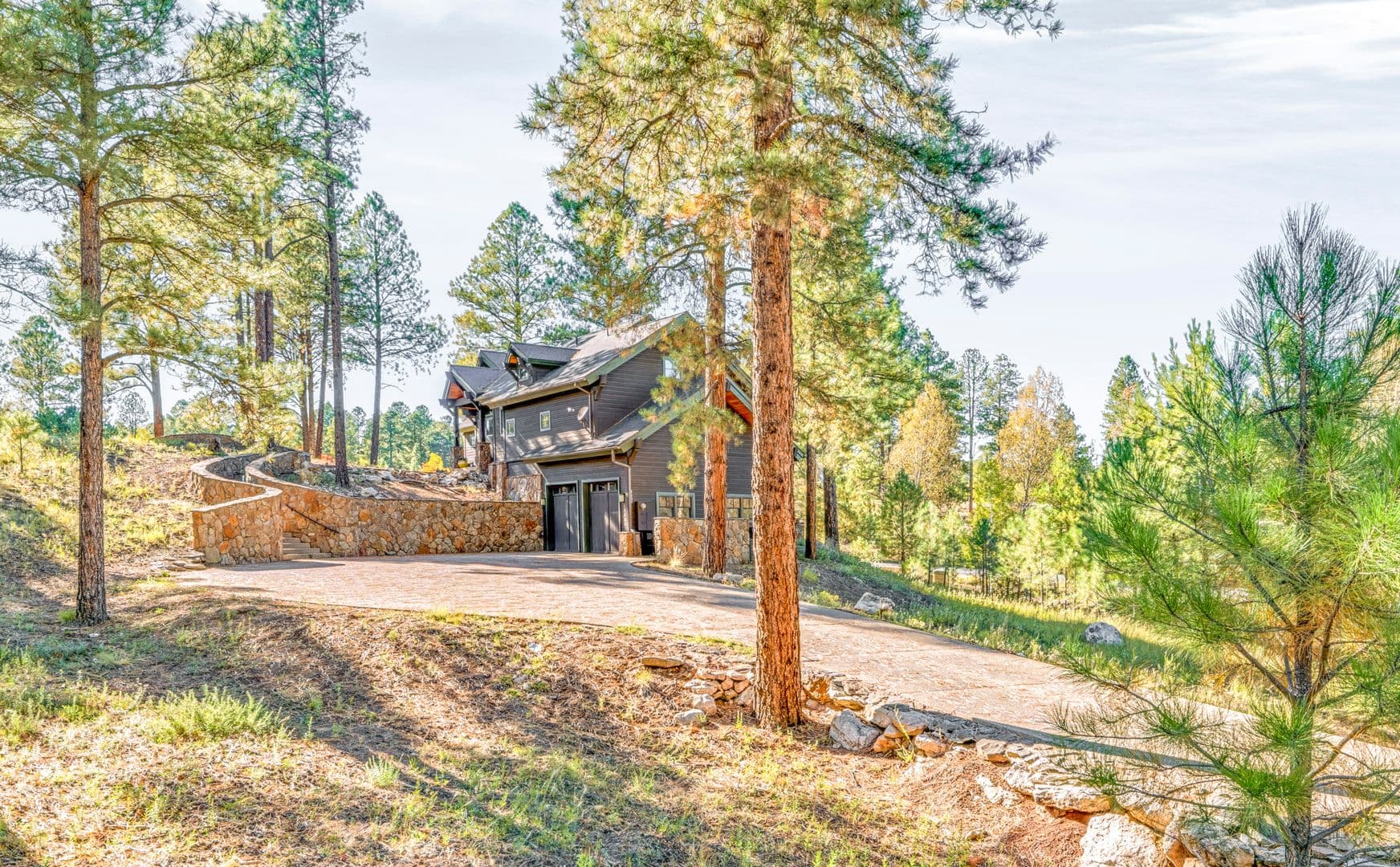 Flagstaff House: 1607 E Morgan Run Dr