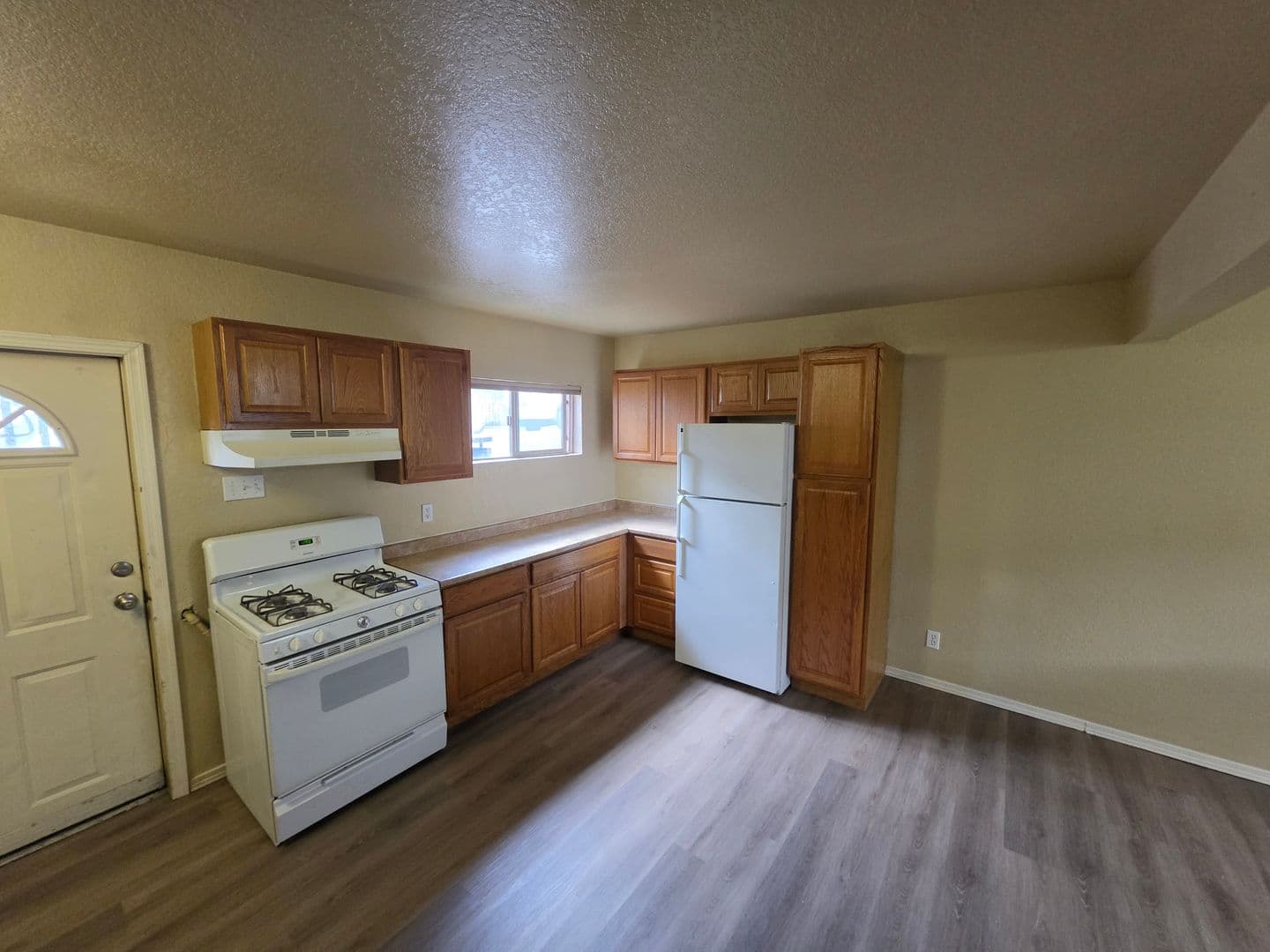 Flagstaff Apartment: 2112 N First St
