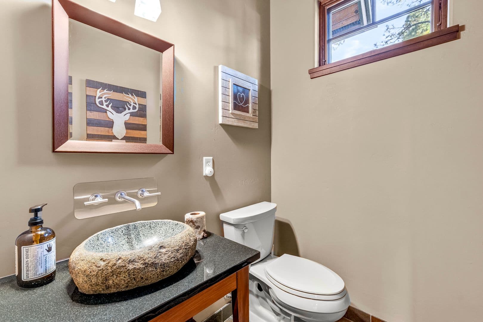 Flagstaff House: 1607 E Morgan Run Dr