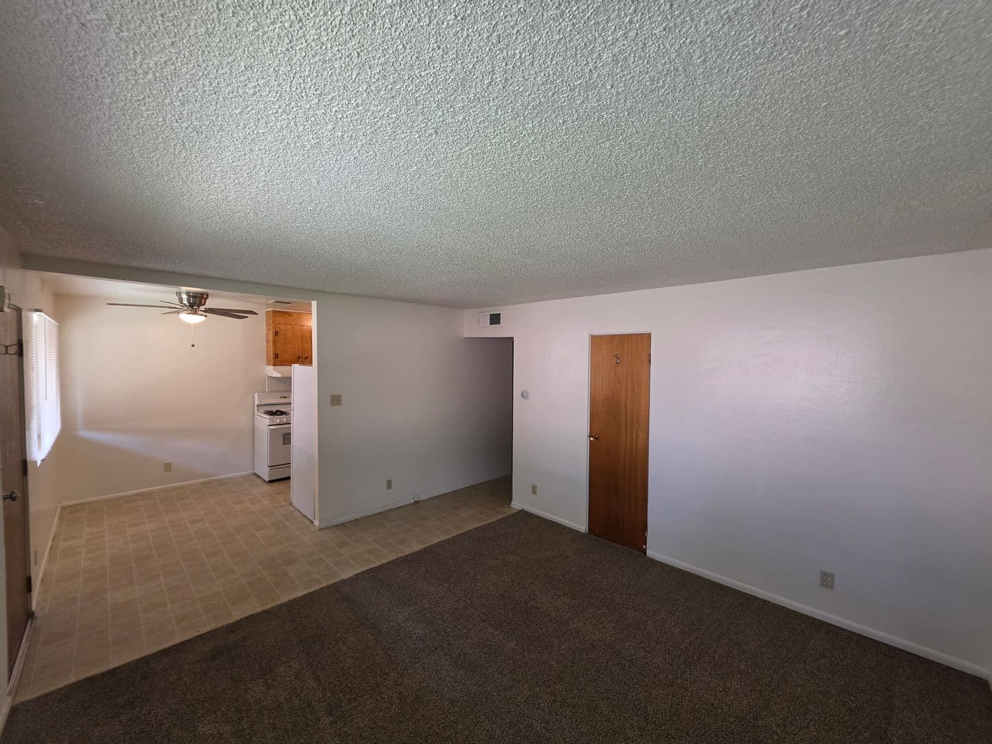 Flagstaff Apartment: W Montvale
