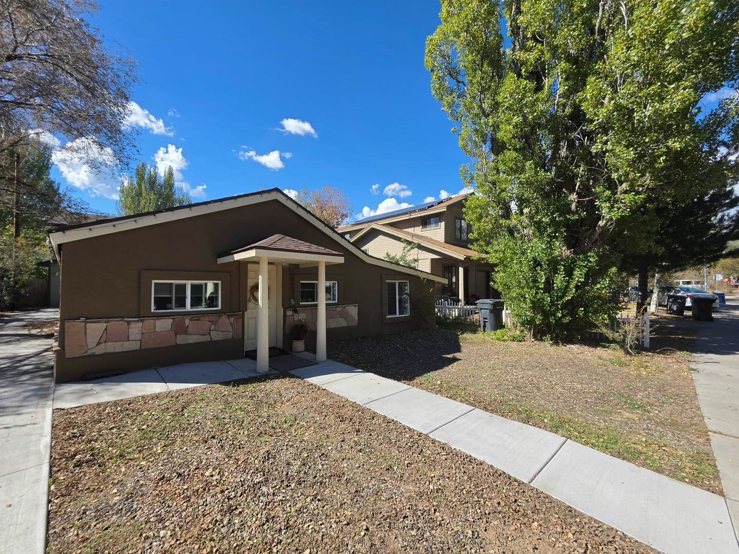 Flagstaff House: 1621 N Center St