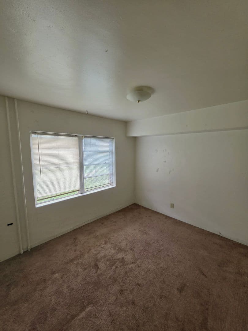 Flagstaff Apartment: 324 N San Francisco St