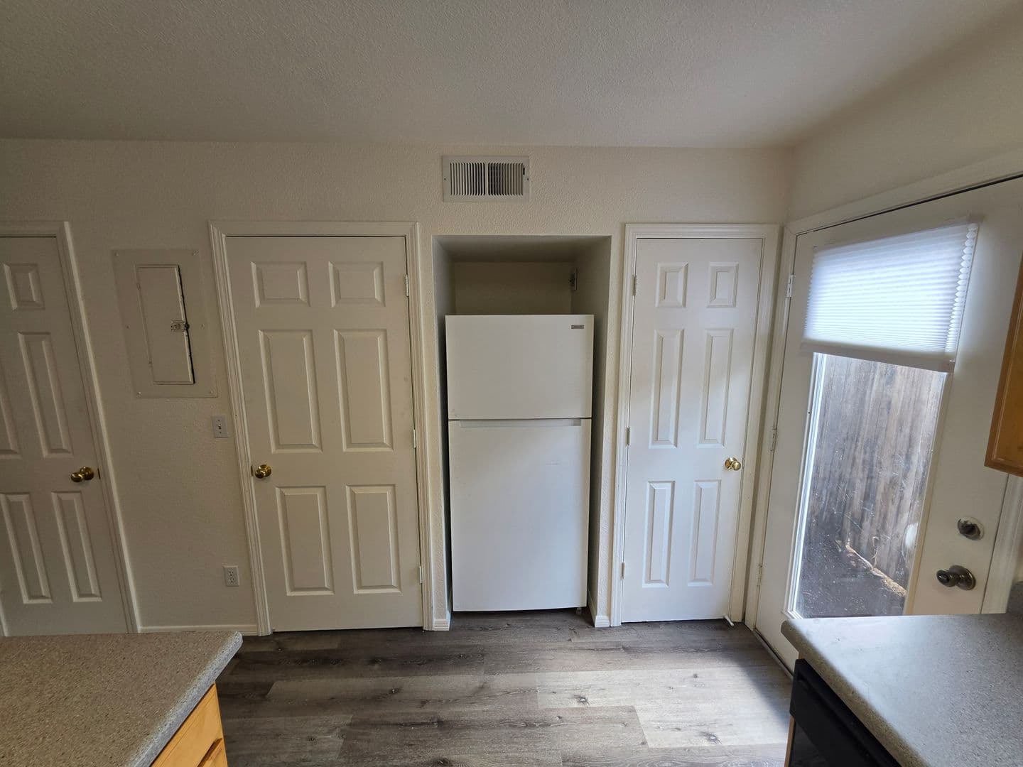 Flagstaff Apartment: 1906 N. Main St.