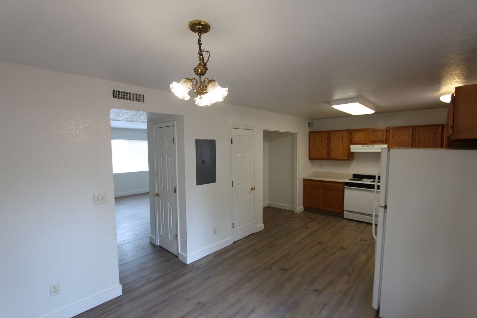 Flagstaff Apartment: 2115 N. West St.