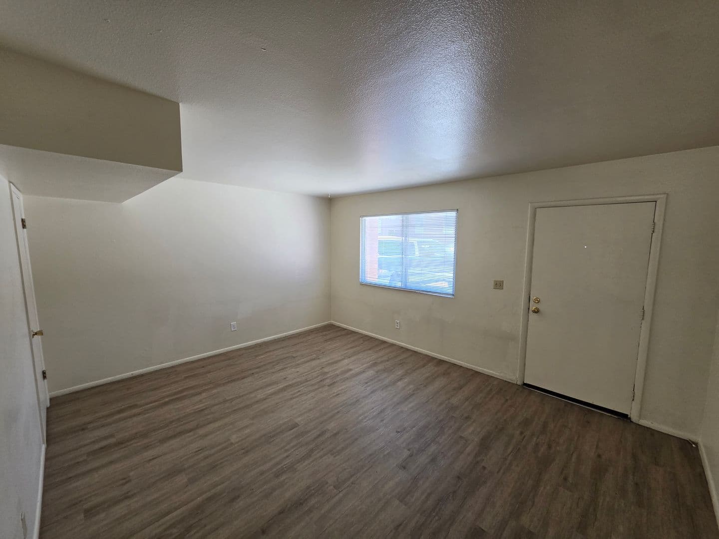 Flagstaff Apartment: 512 W Santa Fe