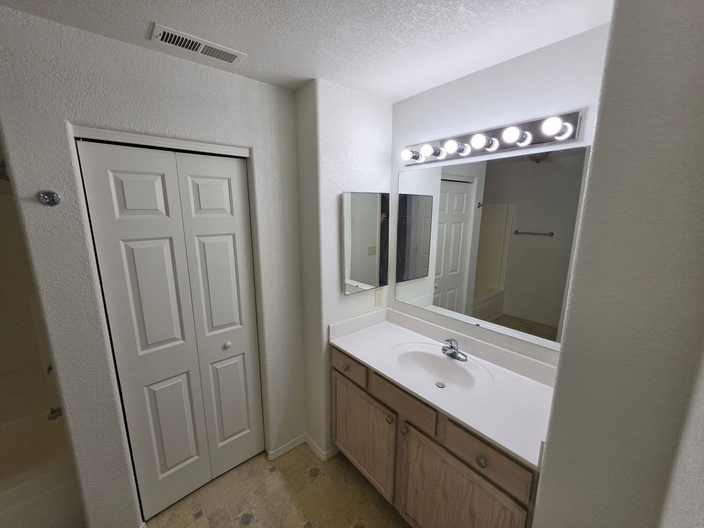 Flagstaff House: 6452 N Conrad Lane