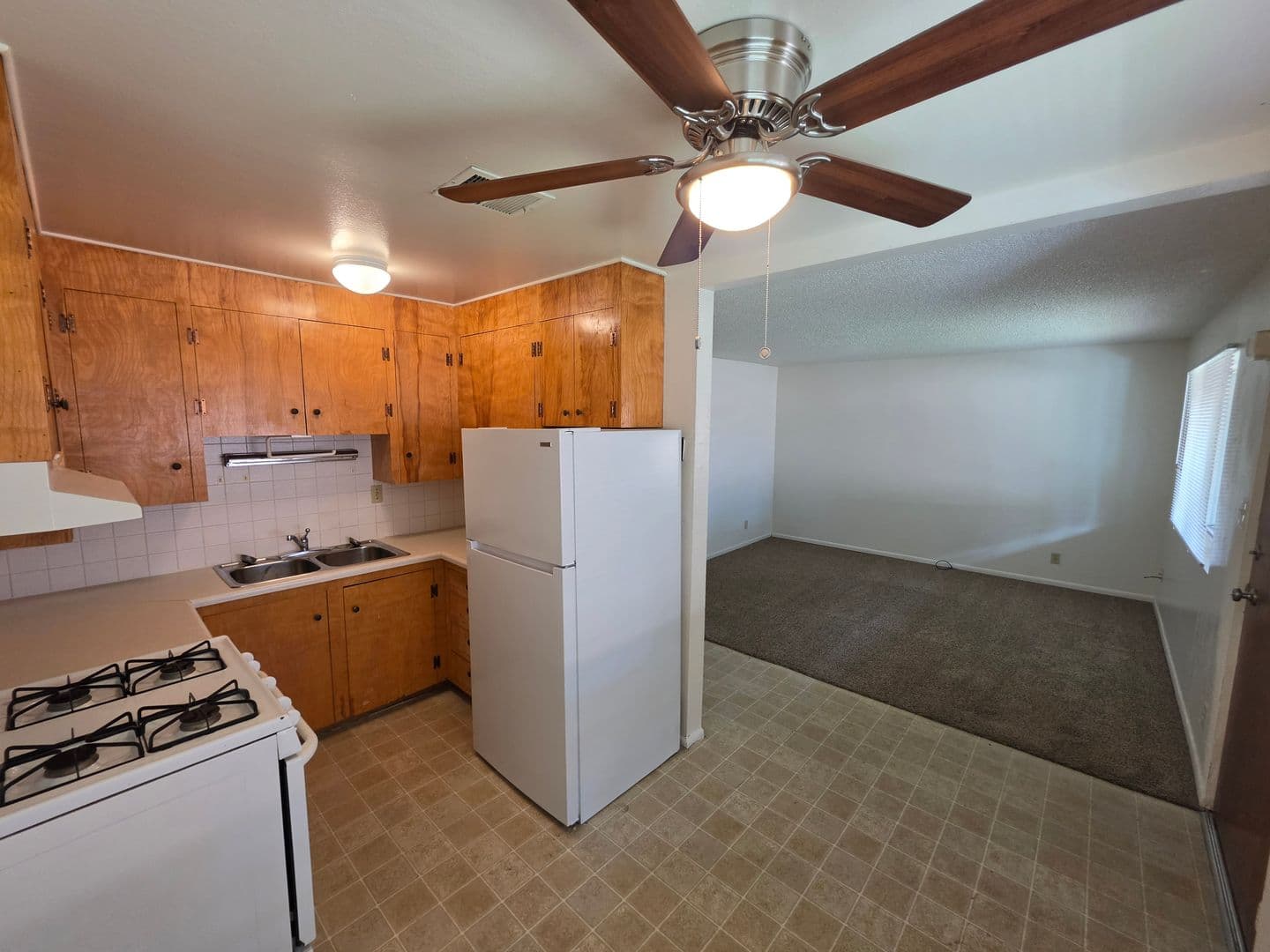 Flagstaff Apartment: W Montvale
