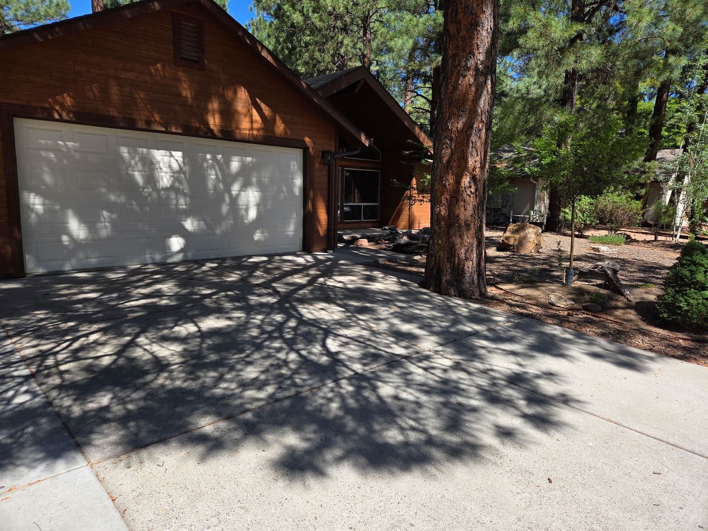 Flagstaff House: 3511 S Amanda St