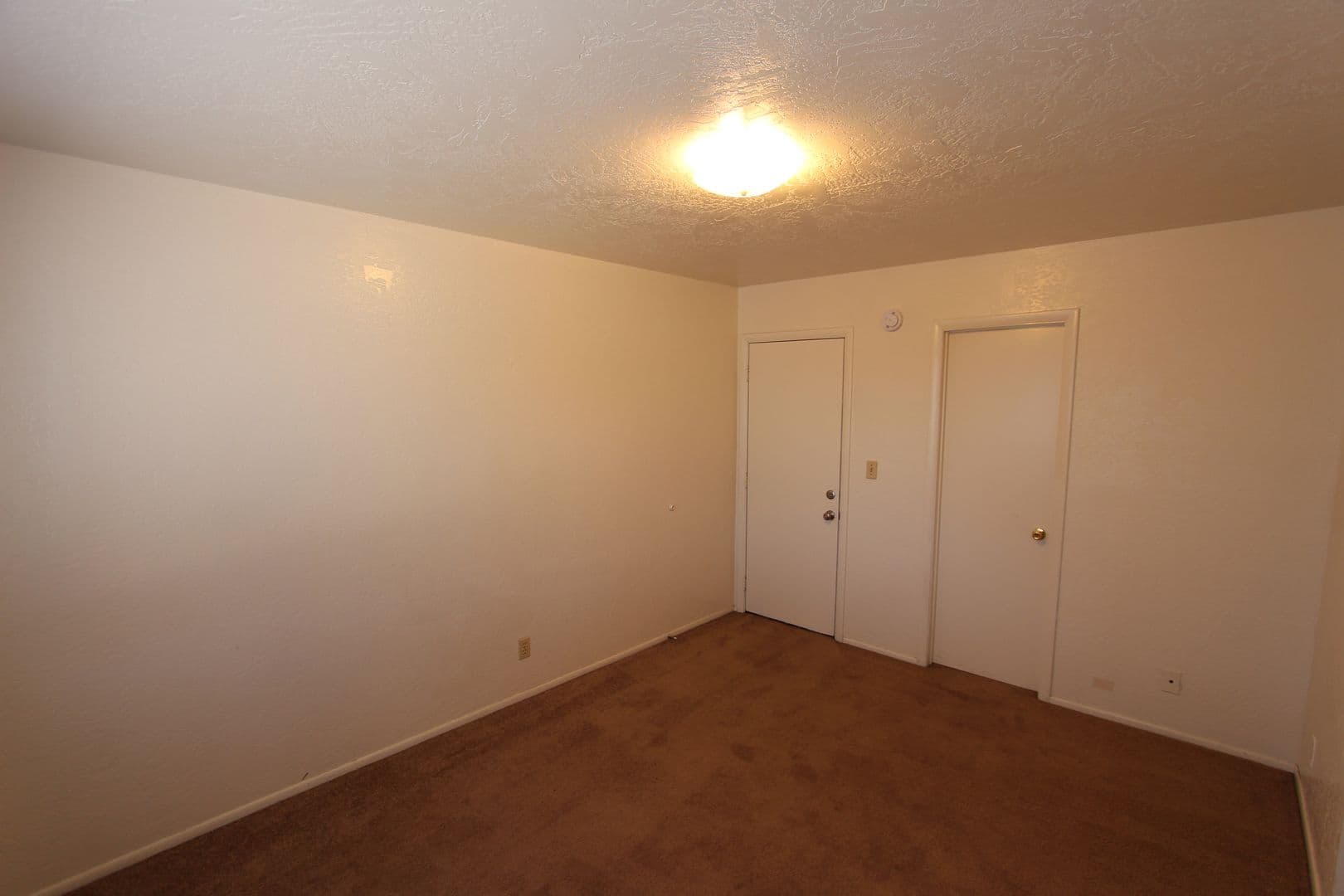 Flagstaff Apartment: 101 S. Park St.