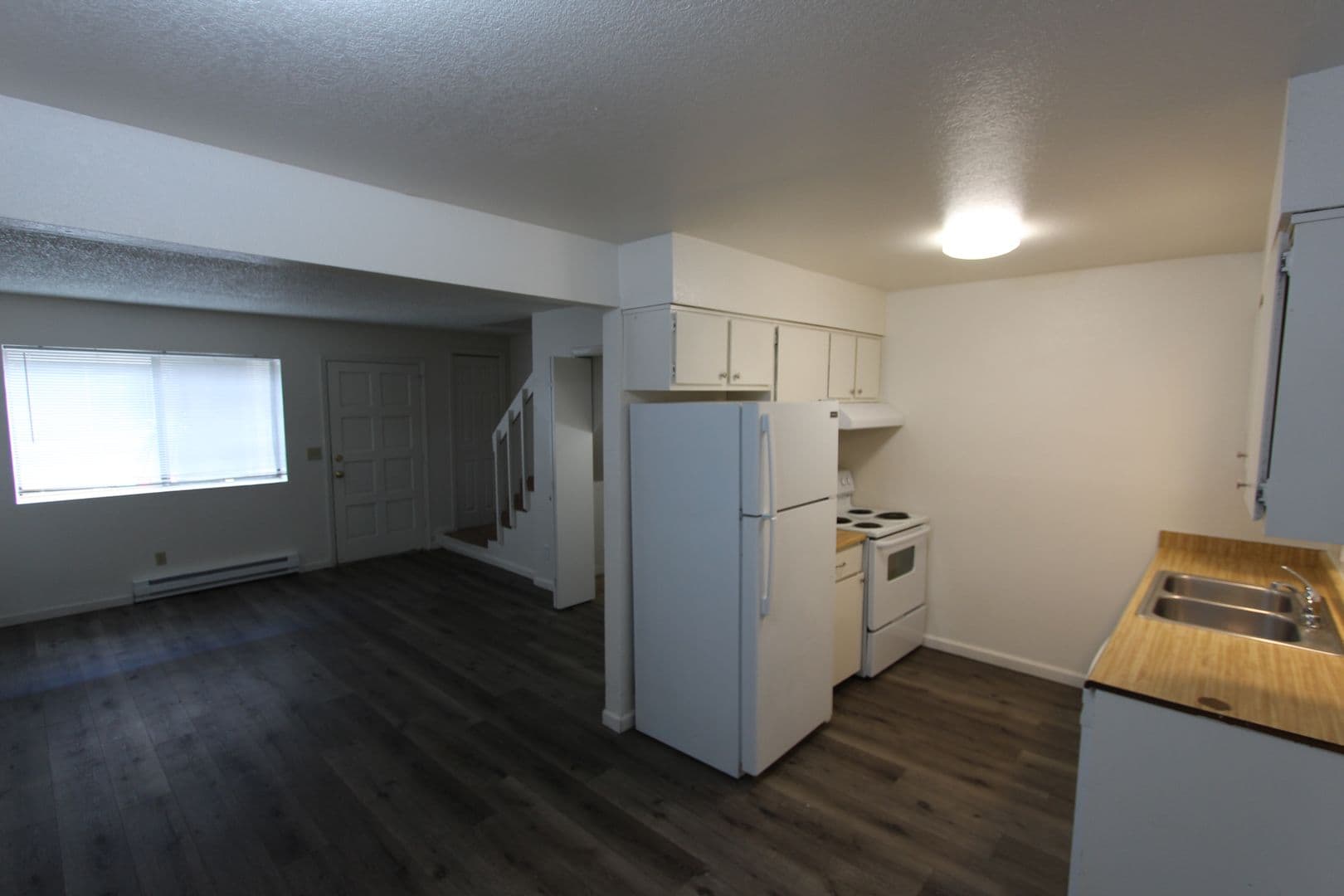 Flagstaff Apartment: 2110 N. East St.