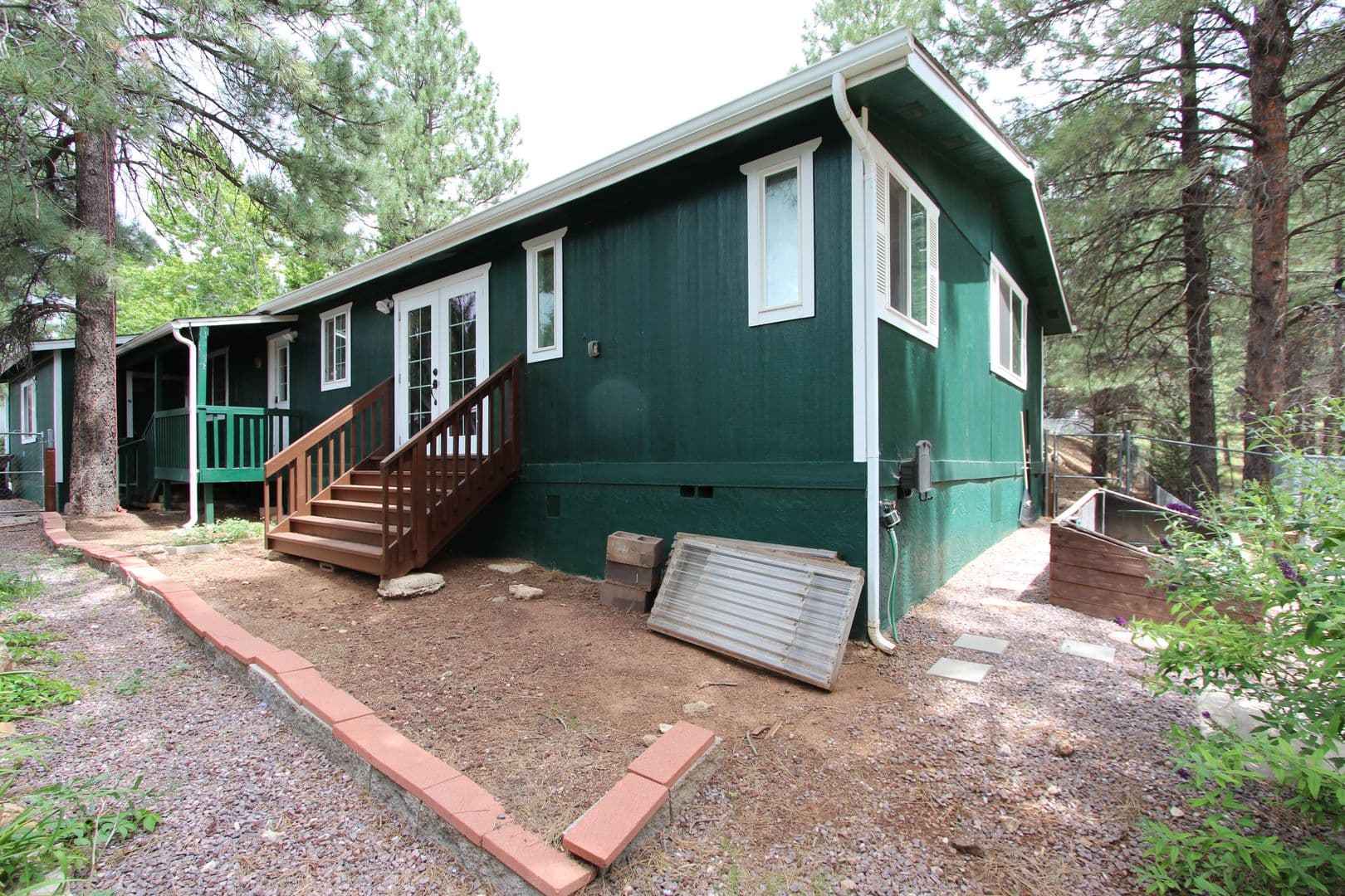 Flagstaff House: 95 E Camille Dr