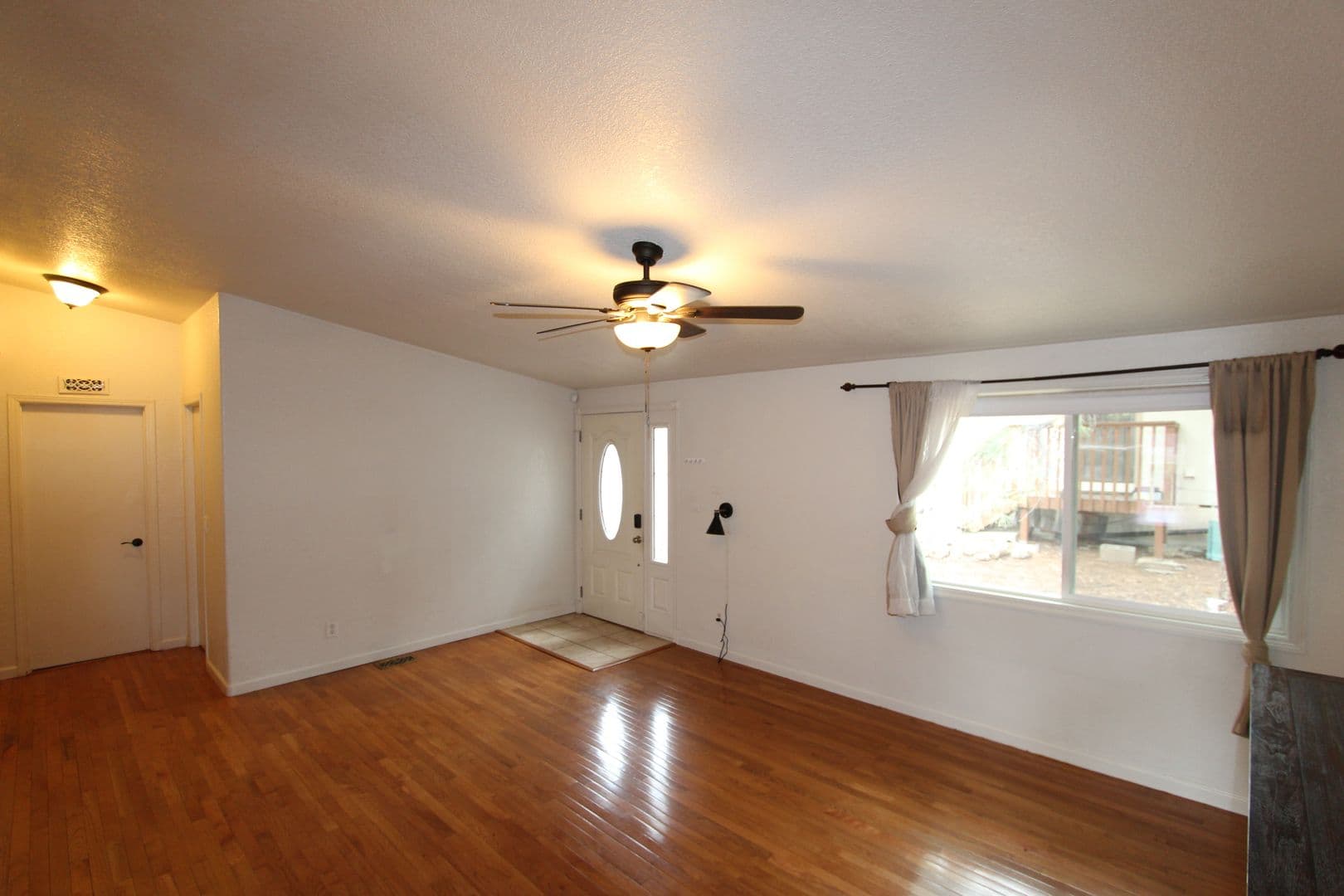 Flagstaff House: 95 E Camille Dr