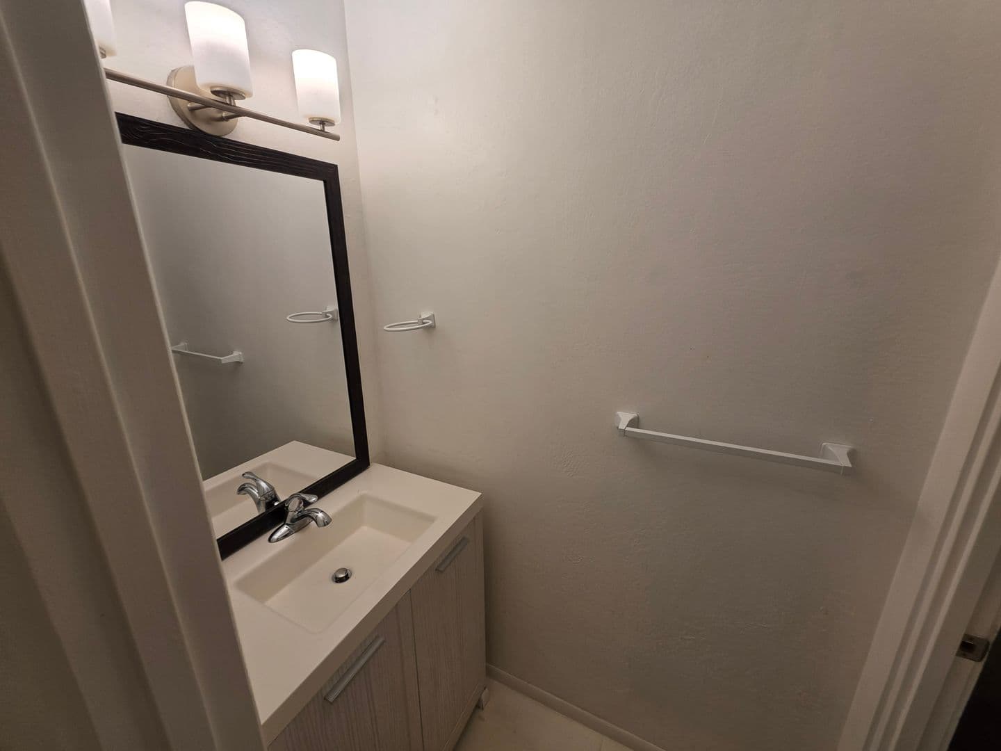 Flagstaff Apartment: 208 W Dale Ave