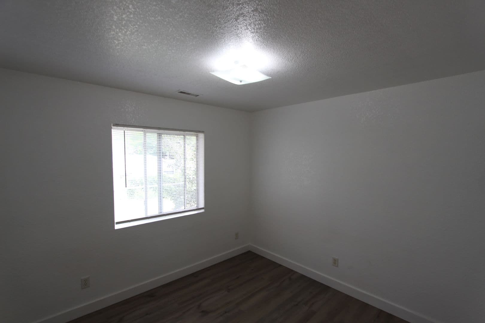 Flagstaff Apartment: 2115 N. West St.