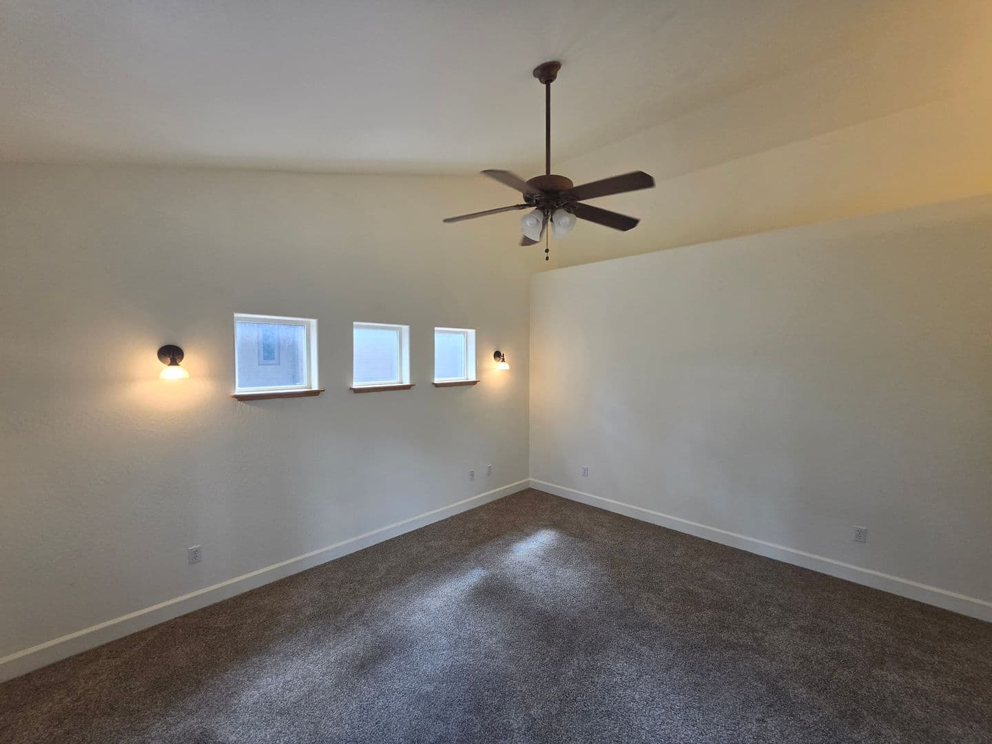 Flagstaff House: 2374 S Cliffview St