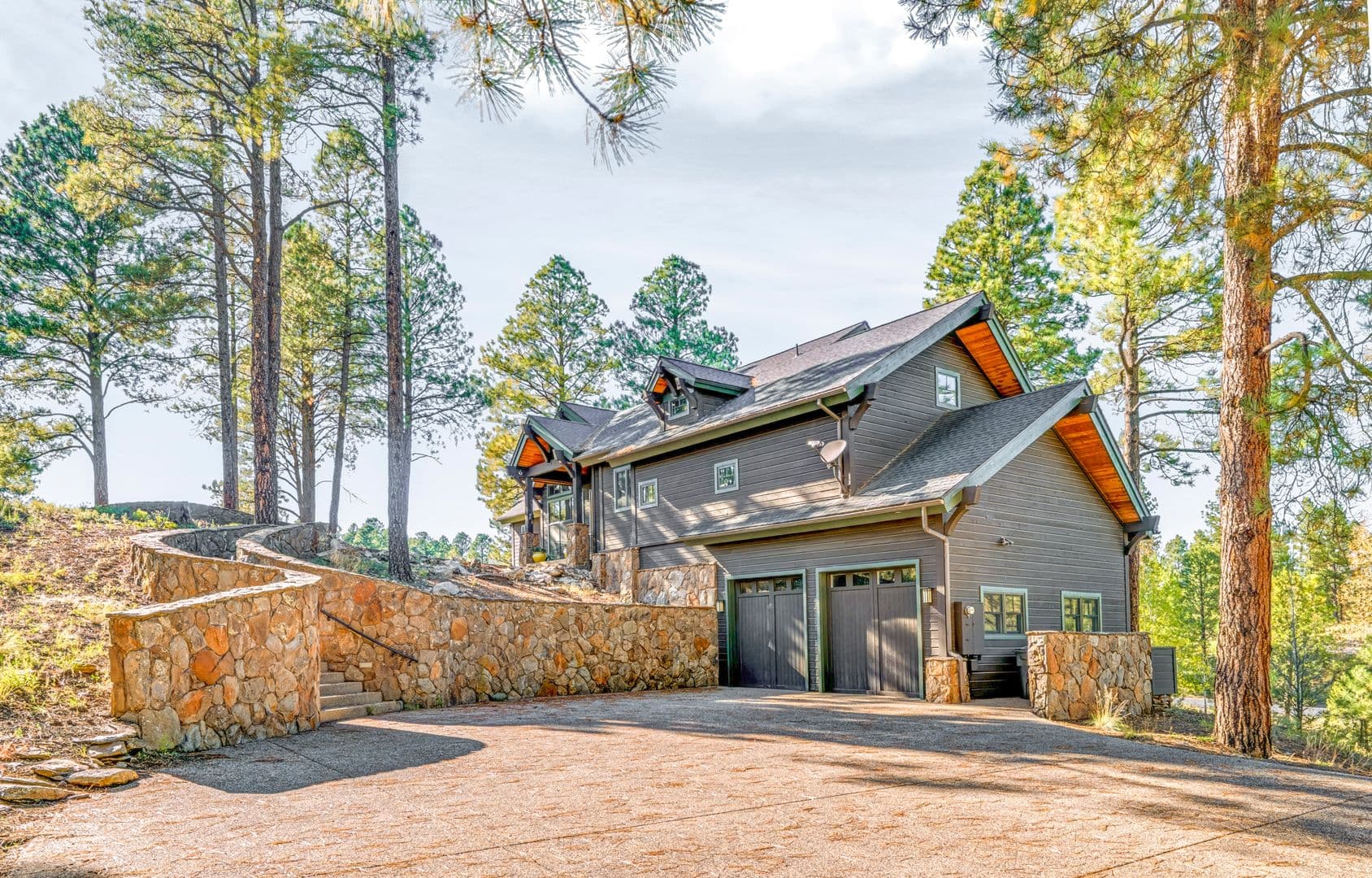 Flagstaff House: 1607 E Morgan Run Dr